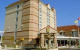 Hotel Kanada Parkplatz: 3 Sterne Monte Carlo Inn Airport Suites In ...