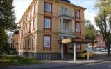 Hotel Schweden Parkplatz: 3 Sterne Park Hotel Linköping Fawlty Towers Mit 30 ...