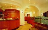 Hotel Friaul Julisch Venetien: Hotel Italia In Trieste Mit 38 Zimmern Und 3 ...