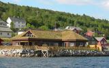 Ferienhaus Norwegen: Ferienhaus Mit Sauna In Eidsvåg, Nördliches ...