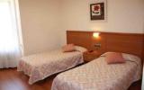 Tourist-Online.de Zimmer: 2 Sterne Hostal Restaurante Iruñako In ...
