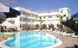 Hotel Vieste Puglia: Hotel Magnolia In Vieste Mit 46 Zimmern Und 4 Sternen, ...