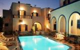 Hotel Griechenland Parkplatz: 3 Sterne Villa Alizea In Fira, 14 Zimmer, Süd ...