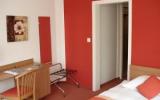 Hotel Schweiz: 3 Sterne Bon Port In Montreux , 30 Zimmer, Waadtländische ...