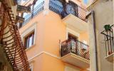 Ferienhaus Taormina: Stilvoll Eingerichtete Stadtvilla 