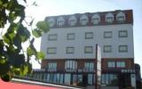 Hotel Spanien Parkplatz: 2 Sterne Corona De Galicia In Valga Mit 40 Zimmern, ...