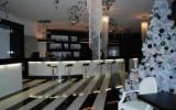 Hotel Myslenice Krakau Klimaanlage: 3 Sterne Black & White In Myślenice, 17 ...
