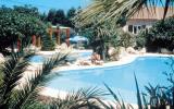 Ferienanlage Bastia Corse Parkplatz: Residence L'oasis: Anlage Mit Pool ...