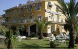 Hotel Italien: 3 Sterne Hotel Piccolo Mondo In Acquappesa, 25 Zimmer, Reggio Di ...