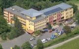 Hotel Bayern Internet: Landhotel Klingerhof In Hösbach Mit 73 Zimmern Und 3 ...