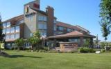 Hotel Kanada Parkplatz: Monte Carlo Inn Brampton In Brampton (Ontario) Mit ...