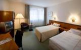 Hotel Bayern Internet: Hotel Am Torturm In Volkach Mit 20 Zimmern Und 3 ...