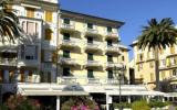 Zimmer Rapallo: Hotel Vesuvio In Rapallo Mit 20 Zimmern Und 3 Sternen, ...