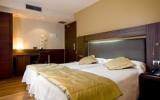 Hotel Katalonien: 1 Sterne Hotel Oasis In Barcelona Mit 105 Zimmern, ...