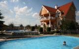 Hotel Bihor Reiten: Pension Empire In Oradea Mit 19 Zimmern Und 4 Sternen, ...