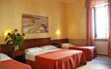 Hotel Italien Internet: 2 Sterne Luciani In Rome, 40 Zimmer, Rom Und Umland, ...