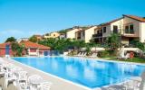 Ferienanlage Ligurien Parkplatz: Villaggio Le Margherite: Anlage Mit Pool ...