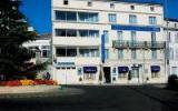 Hotel Poitou Charentes: 2 Sterne Brit Hotel Bleu Nuit In Saintes Mit 30 ...