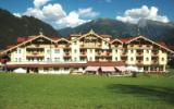 Hotel Finkenberg Tirol: Hotel Kristall In Finkenberg Für 4 Personen 