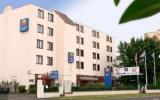 Hotel Frankreich: 2 Sterne Comfort Hotel Gennevilliers Mit 64 Zimmern, Paris ...