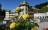 Hotel Haiming Tirol Solarium: Ferienschlössl In Haiming Mit 42 Zimmern Und ...
