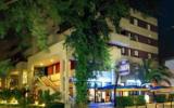 Hotel Mesagne Parkplatz: 3 Sterne Hotel Blue Rose's In Mesagne Mit 34 Zimmern, ...