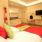 Ferienwohnung Al Mas `udiya: Mapu 18 Beach Apartments In Tel Aviv, 10 Zimmer, ...