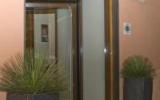 Hotel Italien: 3 Sterne Hotel Blumen In Bologna Mit 41 Zimmern, ...