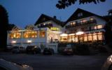 3 Sterne Landhotel Püster in Warstein mit 39 Zimmern, Sauerland, Arnsberger Wald, Nordrhein-Westfalen, Deutschland