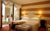 Hotel Italien Internet: 4 Sterne Hotel Dei Chiostri In Follina Mit 15 Zimmern, ...