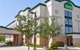 Hotel Arlington Heights Illinois: Wingate By Wyndham - Arlington Heights In ...