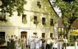 Hotel Neuendettelsau: Hotel Gasthof Sonne In Neuendettelsau Mit 30 Zimmern ...