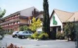Hotel Millau Midi Pyrenees Parkplatz: 2 Sterne Campanile Millau Mit 46 ...