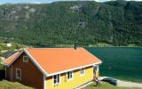 Ferienhaus Norwegen: Ferienhaus Mit Whirlpool In Slinde, Nördliches ...