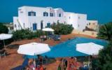 Hotel Griechenland Parkplatz: Melina Hotel In Fira Mit 20 Zimmern Und 3 ...