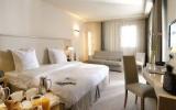 Hotel Annecy Whirlpool: 4 Sterne Le Pré Carré In Annecy , 29 Zimmer, ...