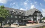 Hotel Masserberg: Hotel Auerhahn Am Rennsteig In Masserberg Mit 42 Zimmern Und ...