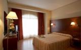 Hotel Galicien: 3 Sterne Sercotel Tres Luces In Vigo Mit 70 Zimmern, Galicien, ...