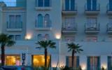 Hotel Italien: Hotel Nazionale In Desenzano Del Garda Mit 43 Zimmern Und 3 ...