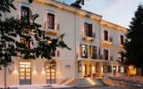 Hotelakhaia: 4 Sterne Hotel Helmos In Kalavrita Mit 28 Zimmern, Griechisches ...