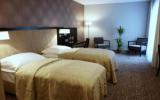 Hotel Preßburg Klimaanlage: 4 Sterne Hotel Avance In Bratislava , 29 Zimmer, ...