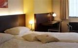 Hotel Antwerpen Parkplatz: Verlooy In Geel (Antwerpen) Mit 12 Zimmern Und 4 ...