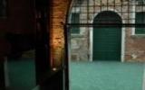 Zimmervenetien: Charming House Iqs In Venice Mit 8 Zimmern, Adriaküste ...