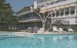 Hotel Rhone Alpes: Relais De La Tour In La Tour Du Pin Mit 60 Zimmern Und 3 ...