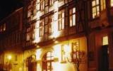 Hotel Sachsen Anhalt: Hotel Garni Am Dippeplatz In Quedlinburg Mit 12 ...