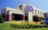 Hotel Pensacola Florida: 2 Sterne Hampton Inn Pensacola-Airport In ...