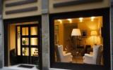 Zimmer Italien: Ponte Vecchio Suites & Spa In Florence Mit 10 Zimmern, Toskana ...