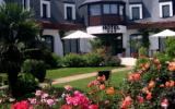 Hotel Bretagne: Hotel Des Trois Fontaines In Locmariaquer Mit 18 Zimmern Und 3 ...