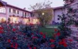 Hotel Italien: 4 Sterne Locanda Del Pilone In Alba Mit 8 Zimmern, Piemont, ...