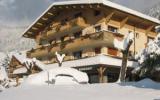 Hotel Rhone Alpes: 2 Sterne Les Ecureuils In Le Grand Bornand Mit 17 Zimmern, ...